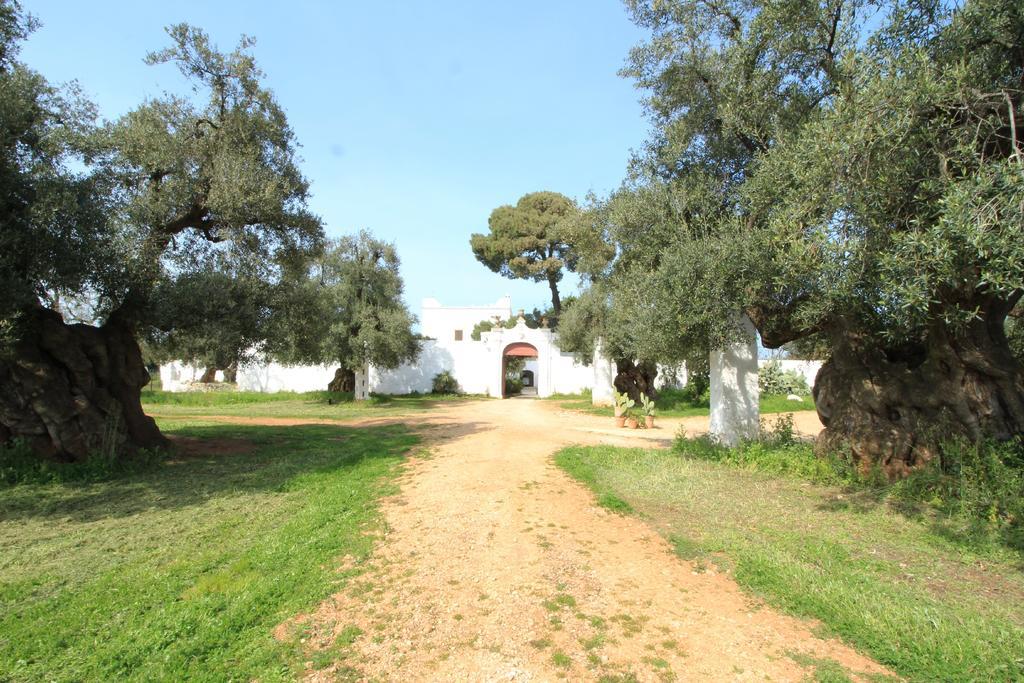 Готель Masseria Brancati Остуні Екстер'єр фото